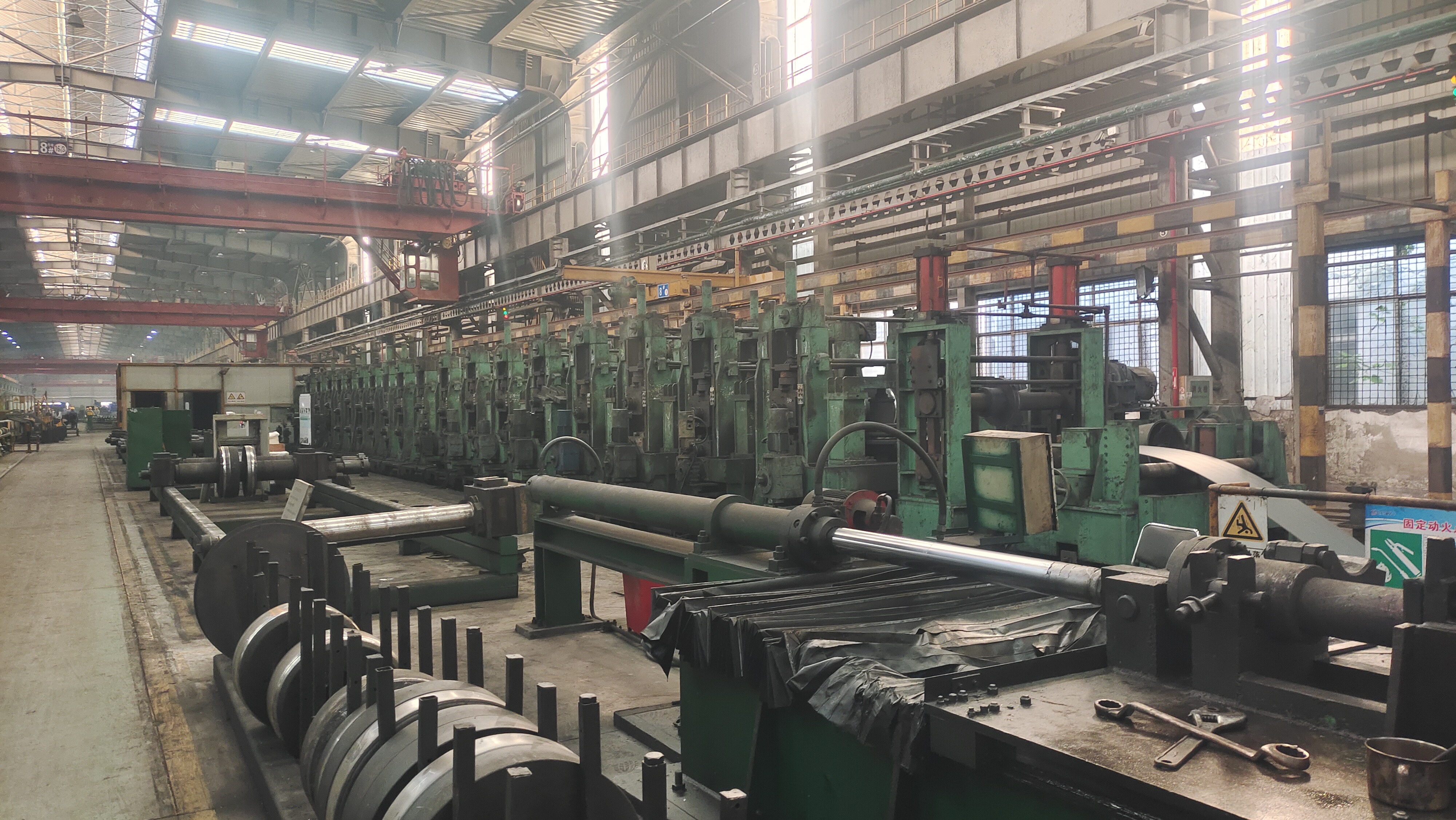 吉祥体育V9-H系列变频器：助力钢厂1250冷弯机组生产线“焕新升级”！